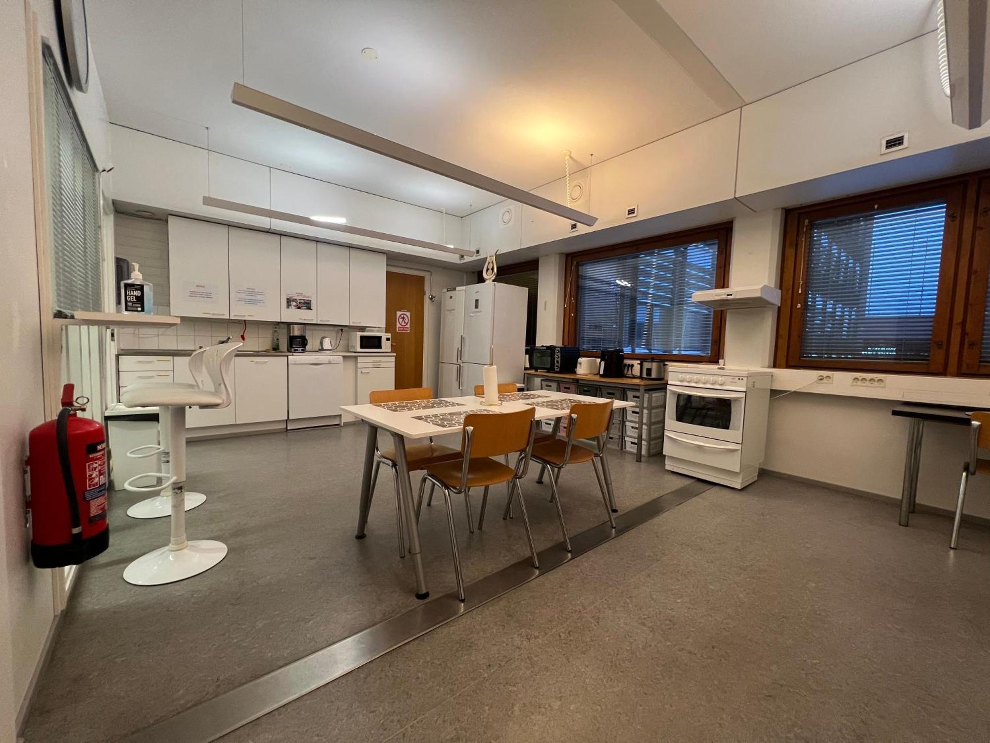 Hmi Smart Group 208 Albergue Helsinki Exterior foto